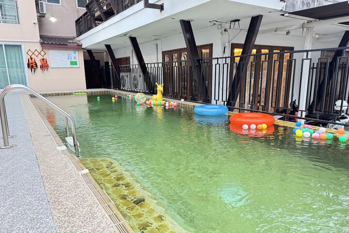 Pool 88 of 95