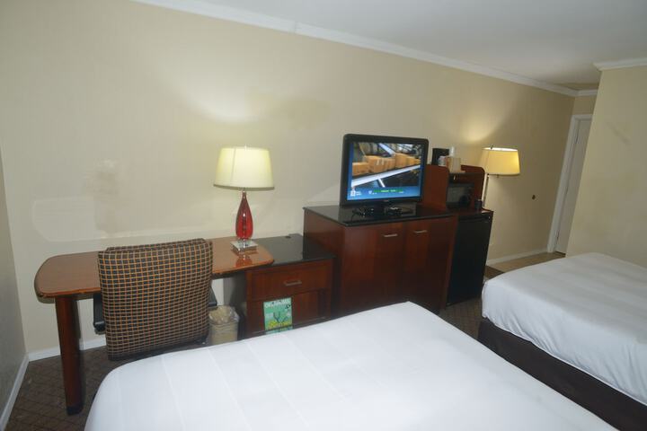 Standard Double Room 2 Queen Beds (16 of 18)