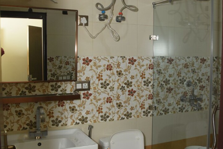 Room 40 of 84