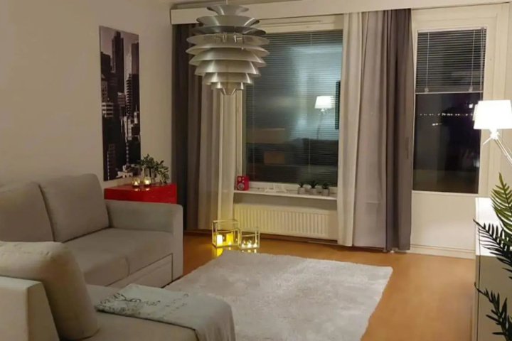 Room 3 of 13