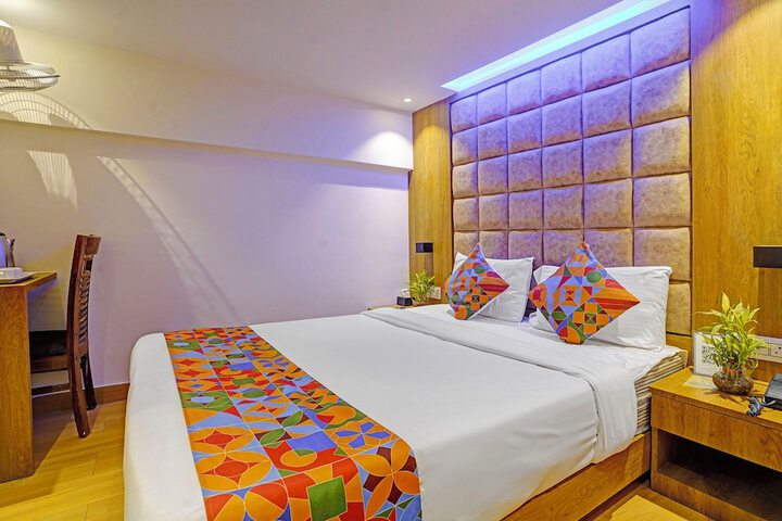 Room 14 of 40