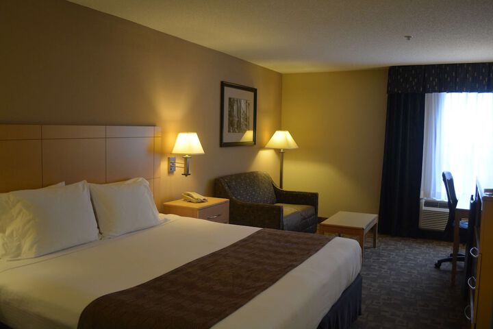 Room 7 of 38