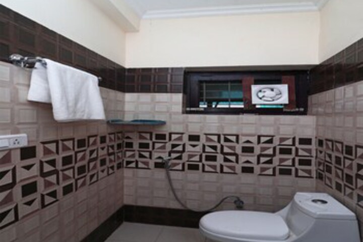 Room 3 of 27