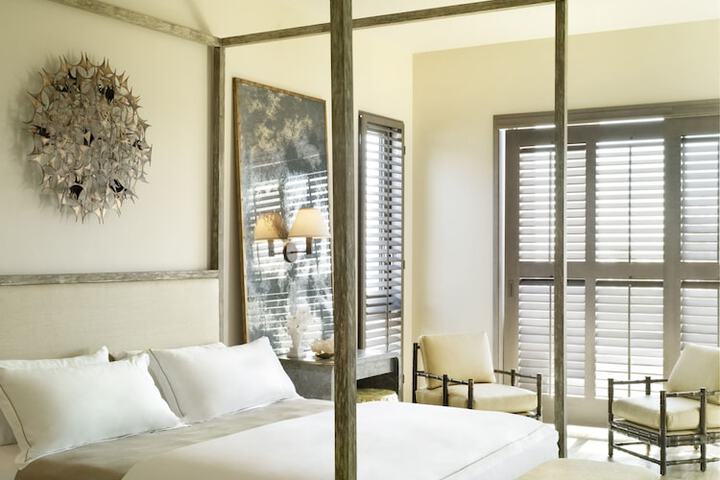 Room 10 of 77