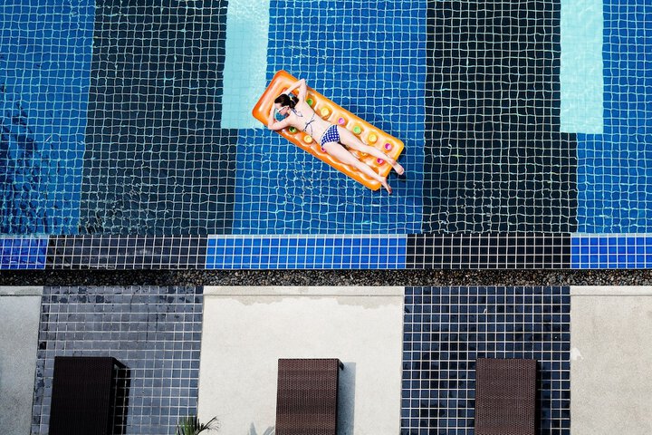 Pool 45 of 100