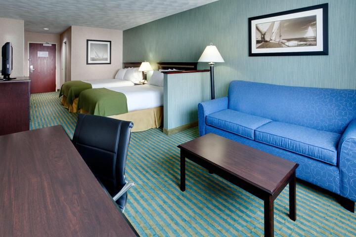 2 Double Beds Standard (4 of 6)