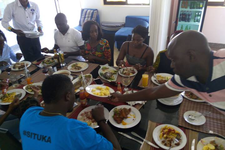 Dining 126 of 182