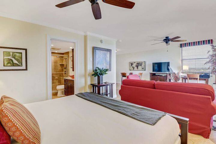Room 2 of 28