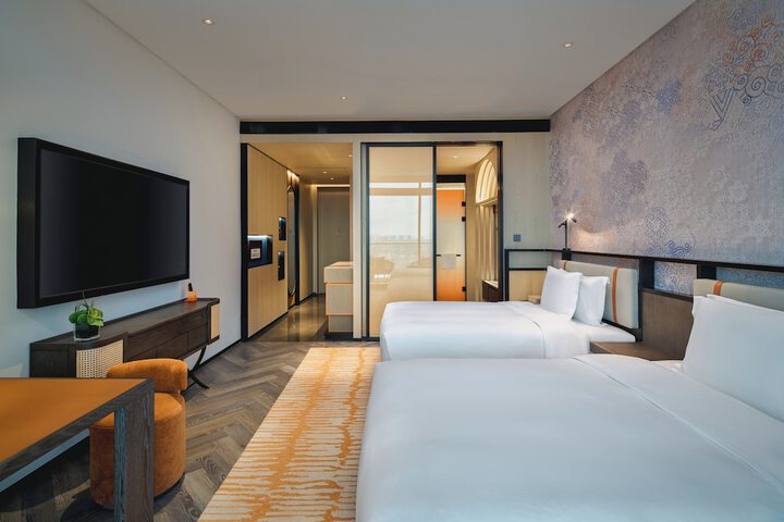 Room 56 of 118