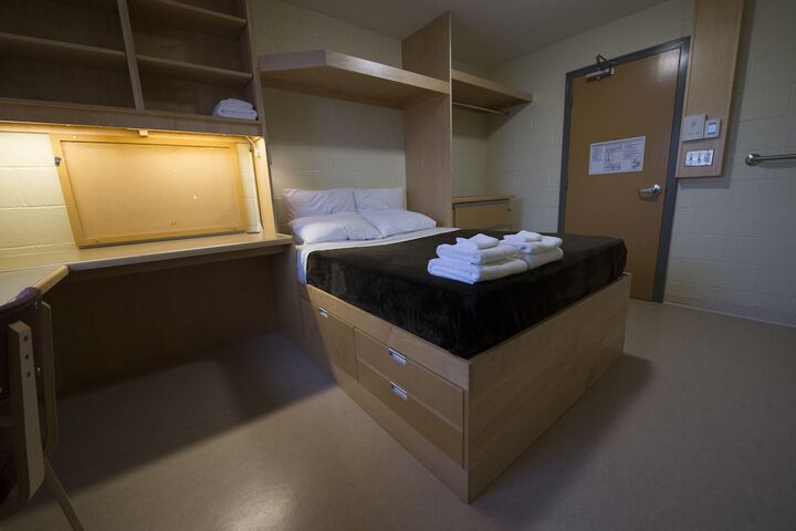Room 7 of 51