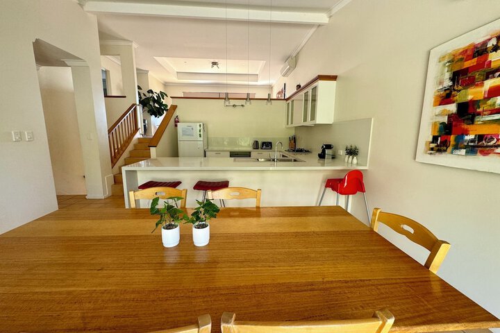 Room 25 of 178