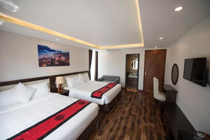 Room 10 of 52