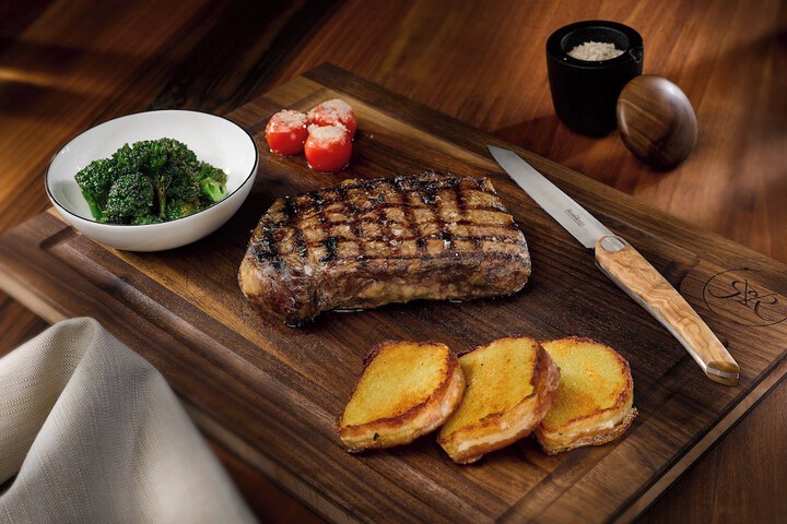 Dining Photos
