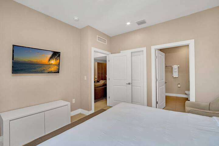 Room 3 of 46