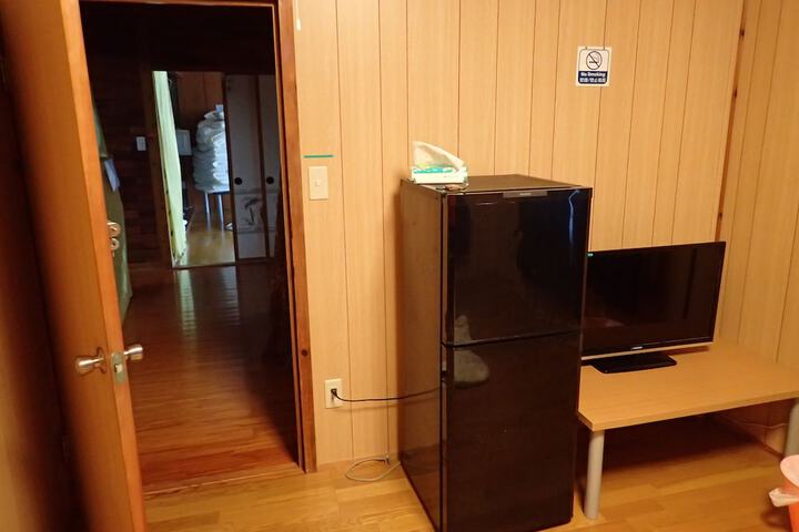 Room 16 of 65