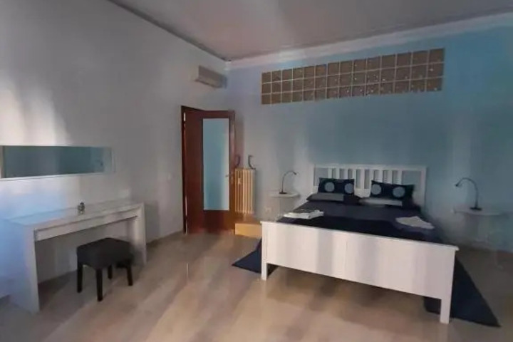 Room 5 of 14