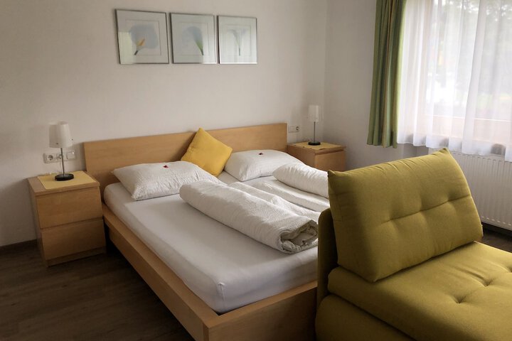 Room 9 of 50