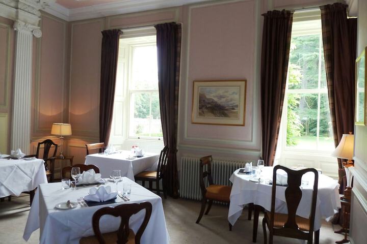 Dining 86 of 117