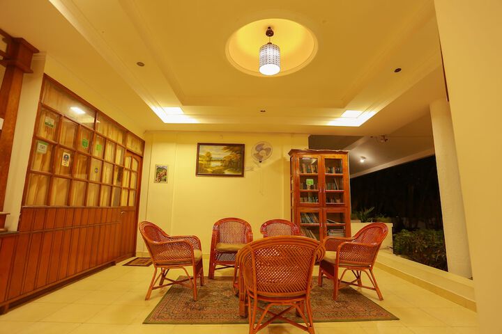 Hotel Interior 4 of 31
