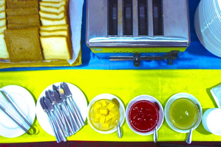 Dining 26 of 35