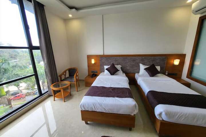 Room 3 of 23