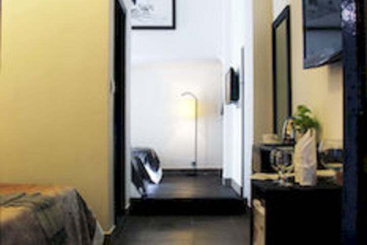 Room 52 of 58