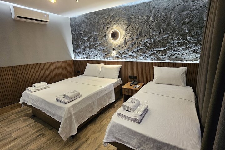 Room 12 of 39