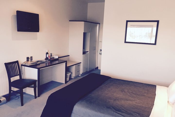 Room 7 of 49