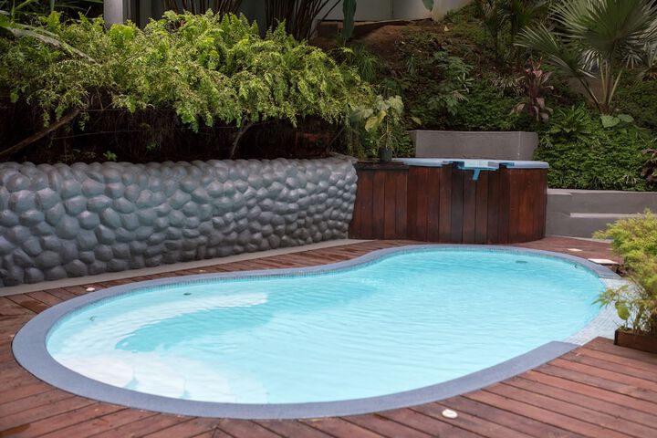 Pool 27 of 63