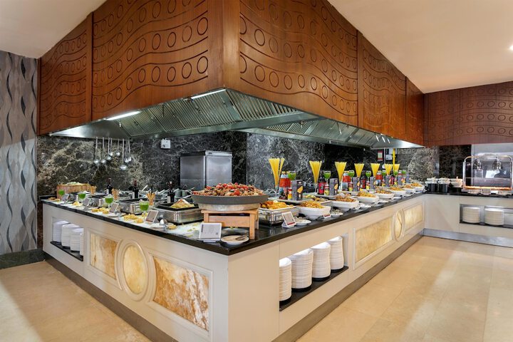 Dining 104 of 164