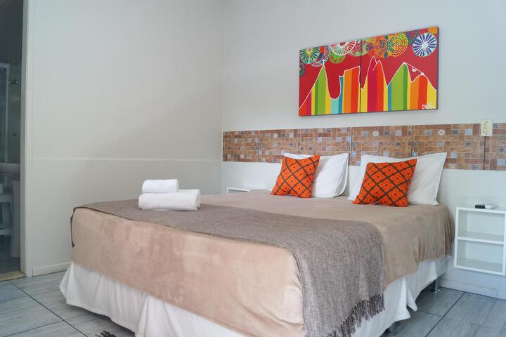 Room 8 of 19