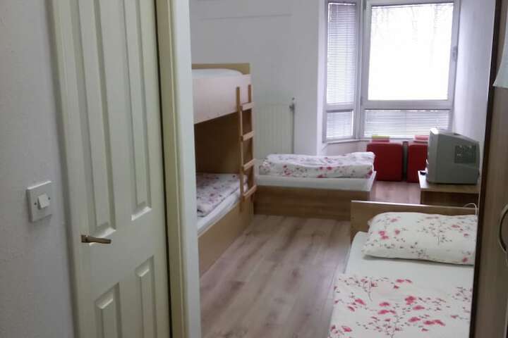 Room 17 of 58