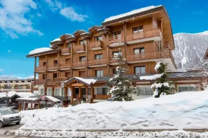Hotel 9 of 12