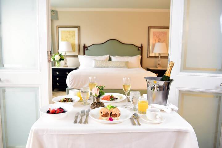 Room service - dining