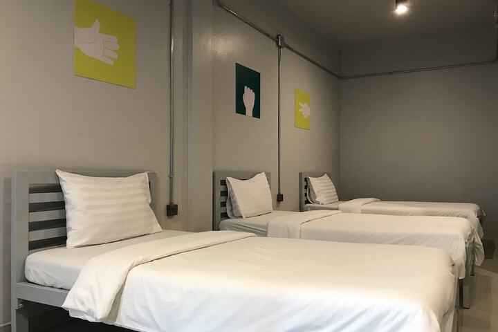 Room 17 of 58