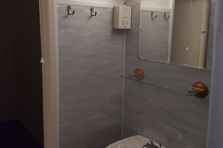 Room 35 of 39