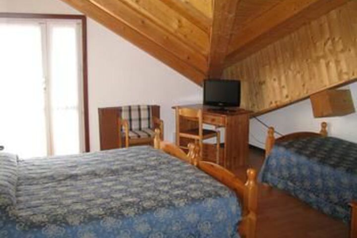 Inside Room Photo