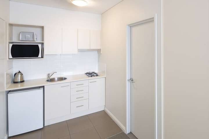 Room 10 of 63