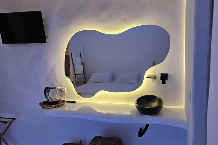 Room 28 of 113