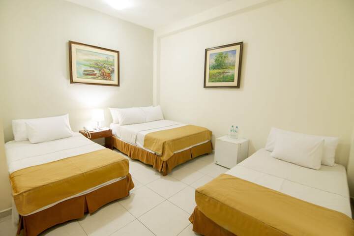 Room 14 of 36