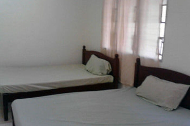 Room 12 of 24