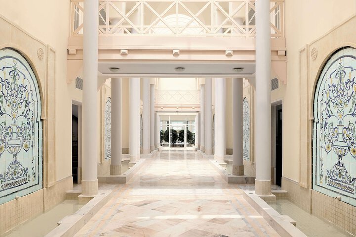 Hotel Interior 100 of 113