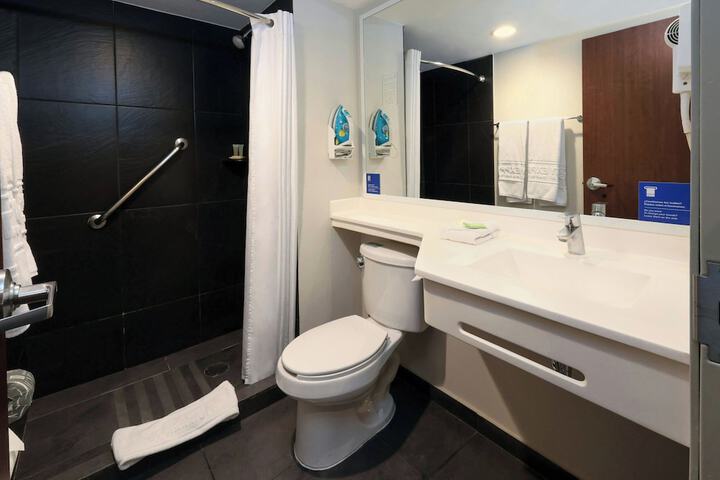 Clean Restrooms