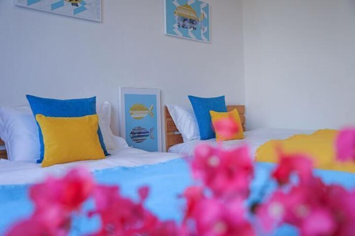 Room 28 of 62
