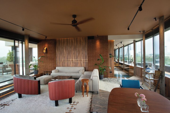 Business Center 248 of 257