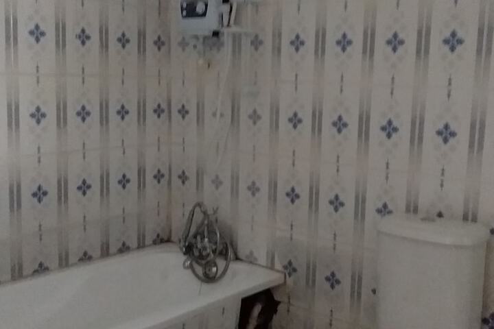 Room 25 of 33
