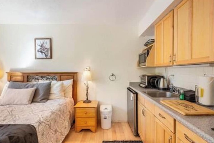 Room 7 of 31