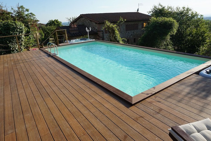 Pool 11 of 33