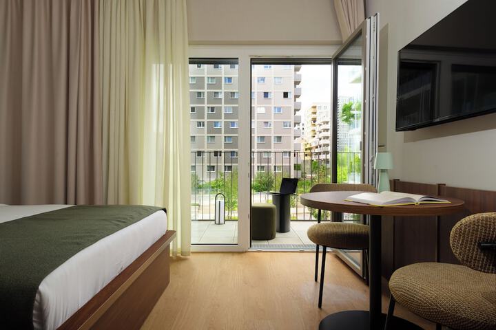 Room 7 of 40