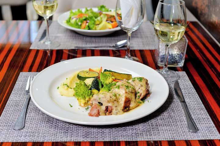 Dining 79 of 154